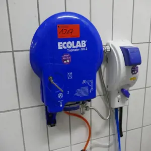 Dozownik detergentu do zmywarki Ecolab Topmater J20-2