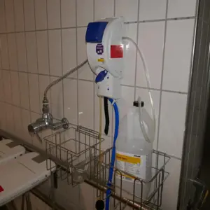 Dozownik detergentu Ecolab Micro-Quat