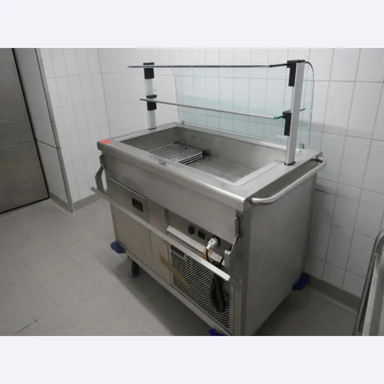 Medyczny sprzęt techniczny, wyposażenie sal operacyjnych, sterylne tace oraz sprzęt i meble szpitalne-2