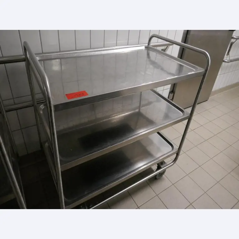 Medyczny sprzęt techniczny, wyposażenie sal operacyjnych, sterylne tace oraz sprzęt i meble szpitalne-1