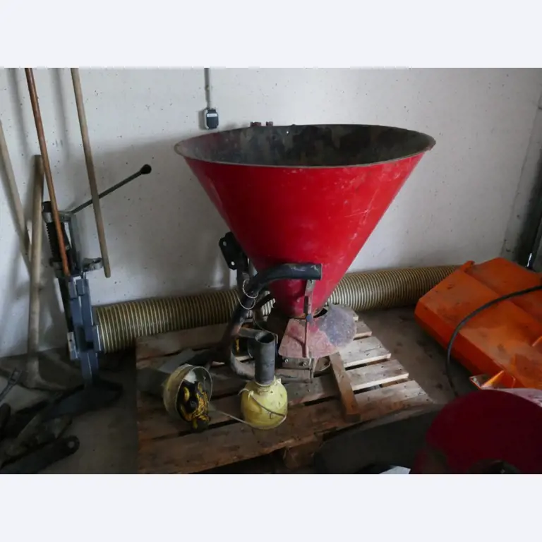 Medyczny sprzęt techniczny, wyposażenie sal operacyjnych, sterylne tace oraz sprzęt i meble szpitalne-13