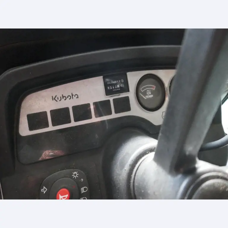 Medyczny sprzęt techniczny, wyposażenie sal operacyjnych, sterylne tace oraz sprzęt i meble szpitalne-23