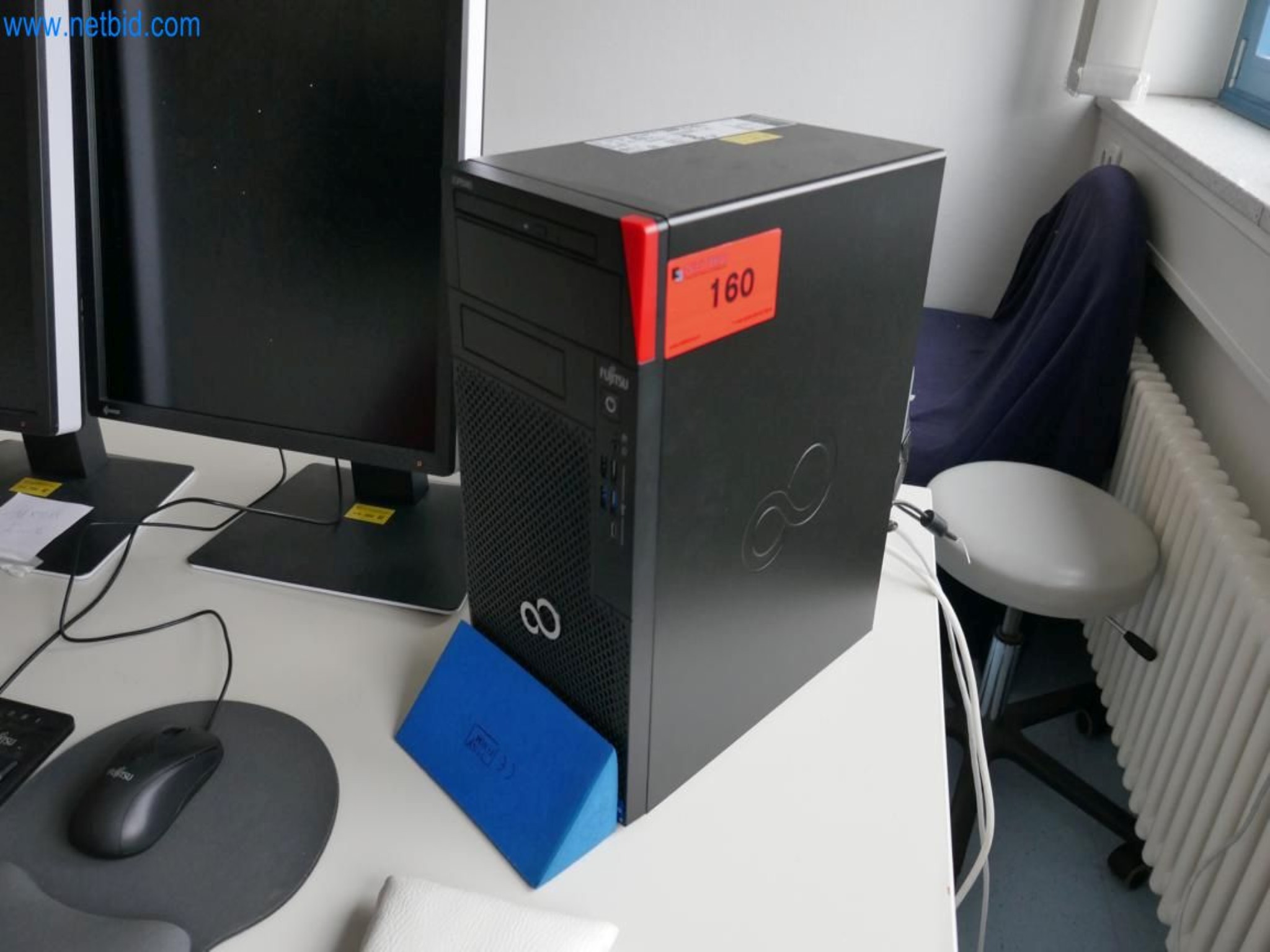 Medyczny sprzęt techniczny, wyposażenie sal operacyjnych, sterylne tace oraz sprzęt i meble szpitalne-2