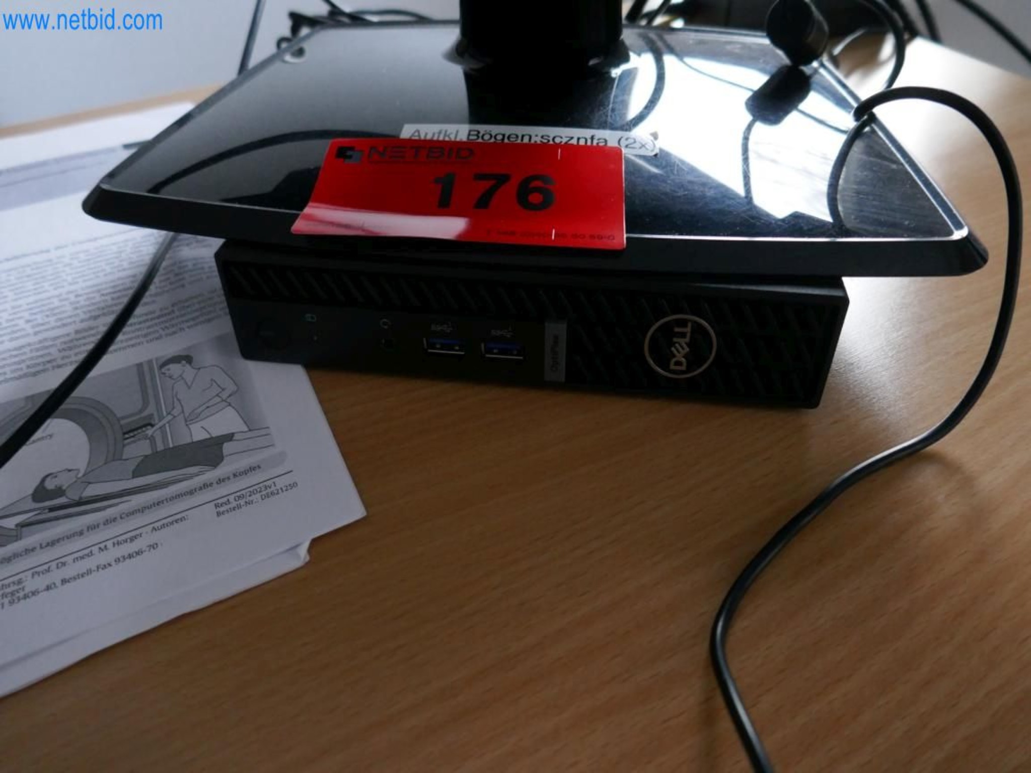 Medyczny sprzęt techniczny, wyposażenie sal operacyjnych, sterylne tace oraz sprzęt i meble szpitalne-2