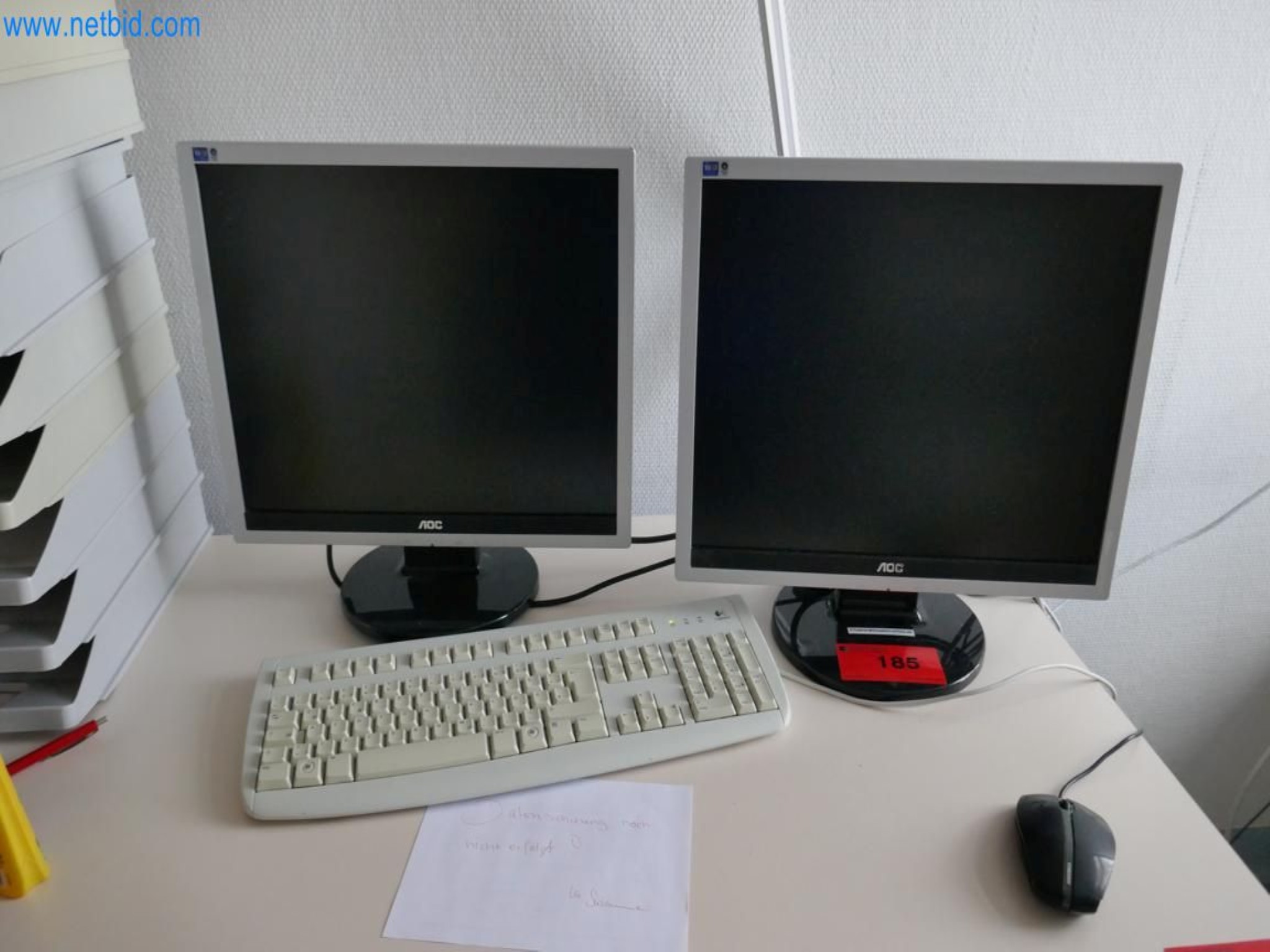 Medyczny sprzęt techniczny, wyposażenie sal operacyjnych, sterylne tace oraz sprzęt i meble szpitalne-1