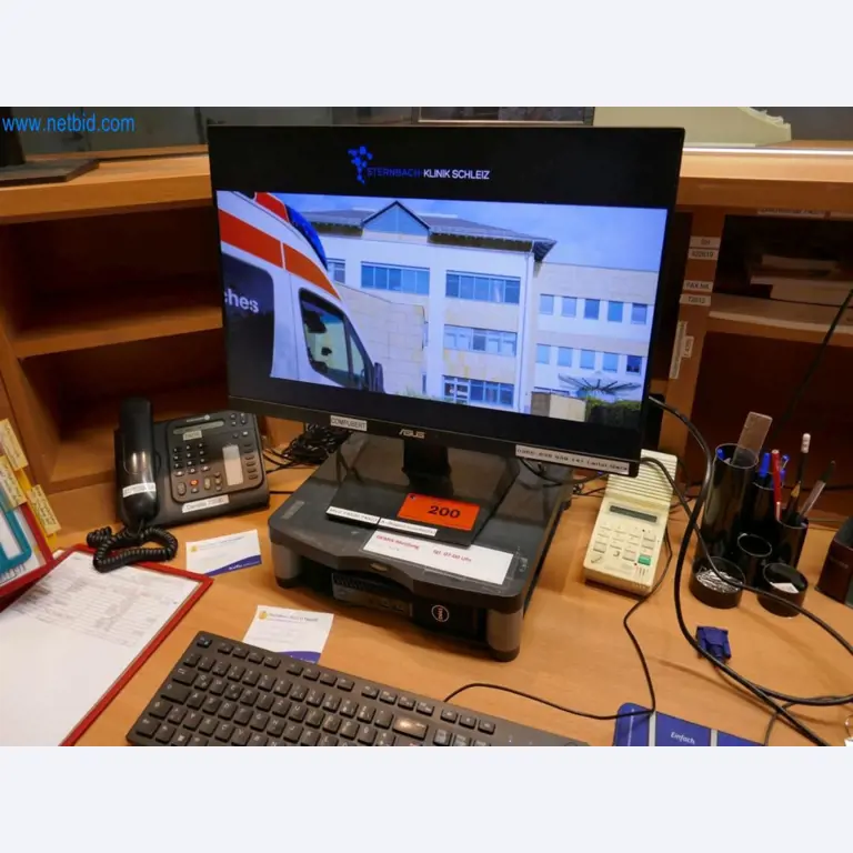 Medyczny sprzęt techniczny, wyposażenie sal operacyjnych, sterylne tace oraz sprzęt i meble szpitalne-1