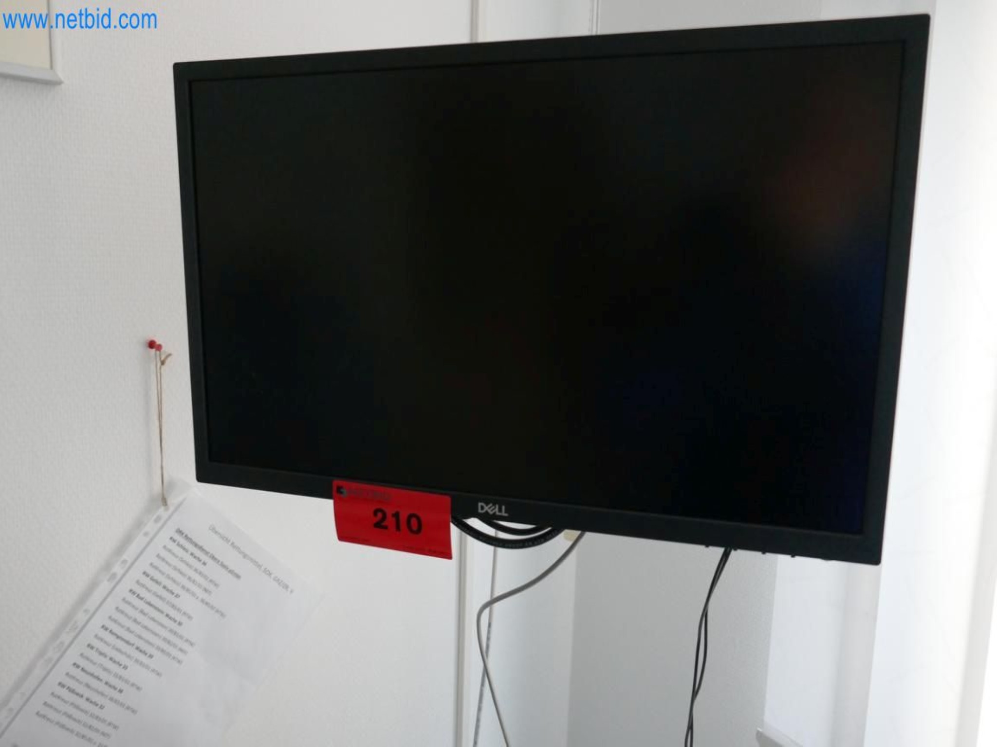 Medyczny sprzęt techniczny, wyposażenie sal operacyjnych, sterylne tace oraz sprzęt i meble szpitalne-1