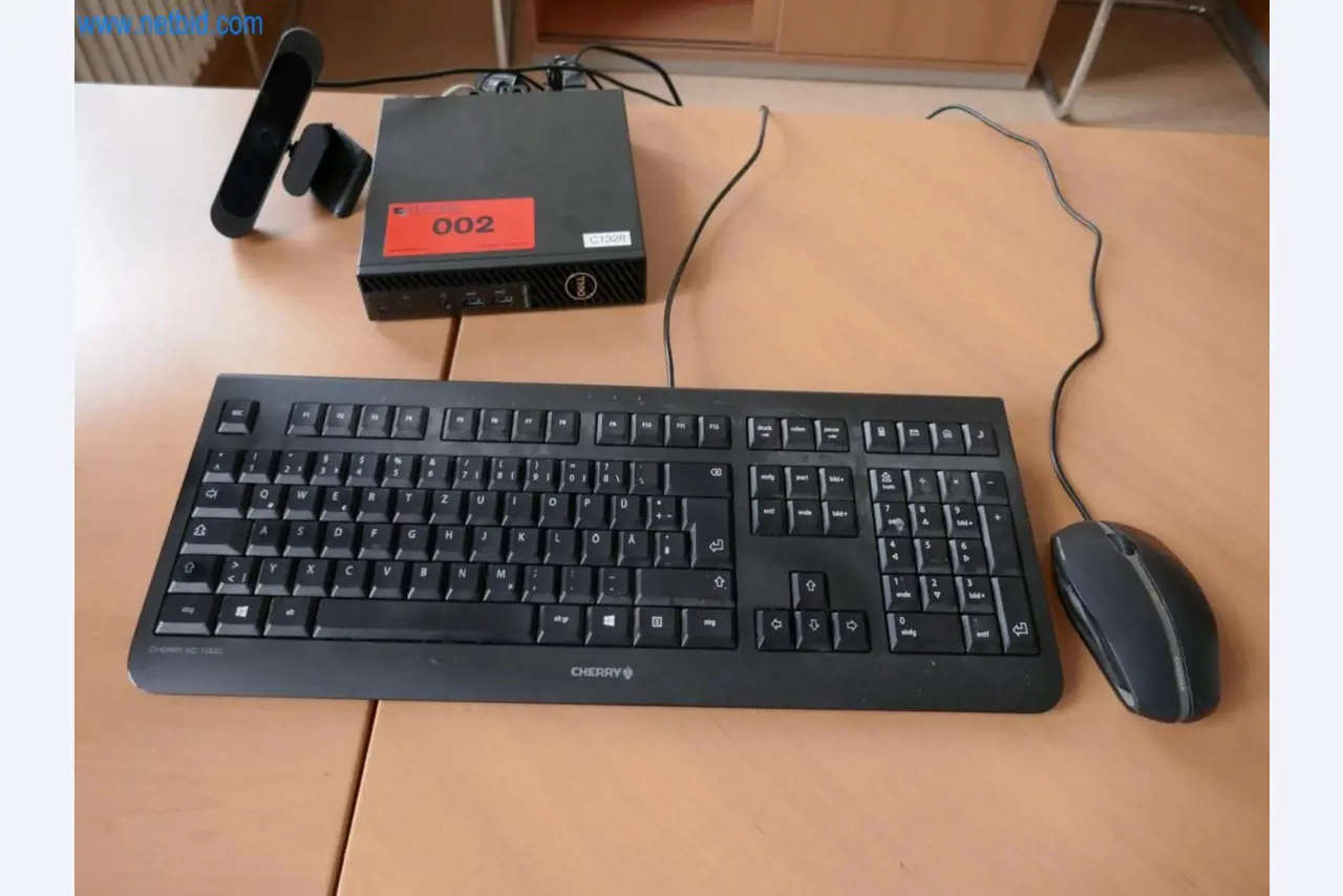 Equipos técnicos médicos, equipos de quirófano, bandejas estériles y equipos y mobiliario hospitalarios-1