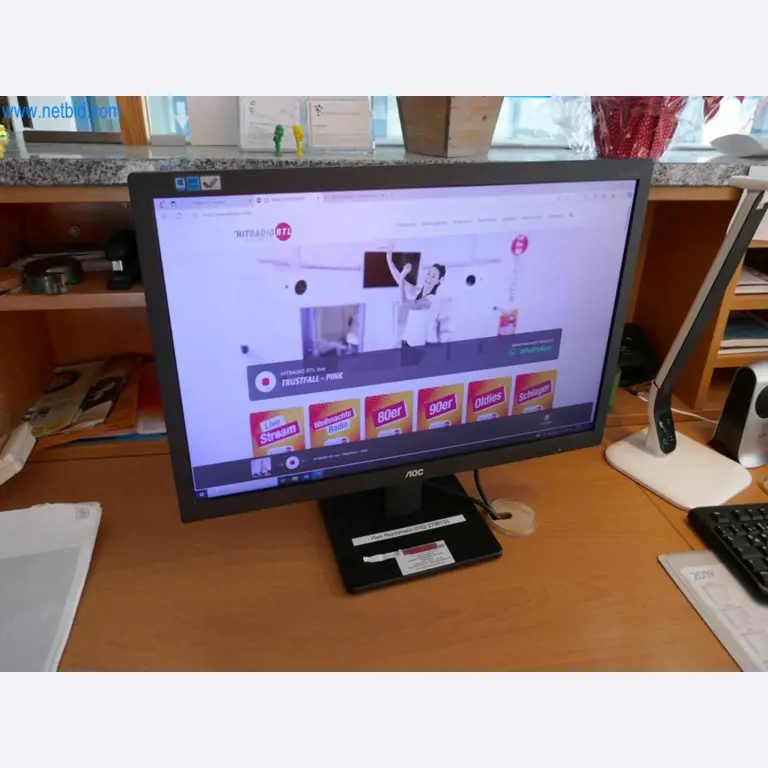 Medyczny sprzęt techniczny, wyposażenie sal operacyjnych, sterylne tace oraz sprzęt i meble szpitalne-2