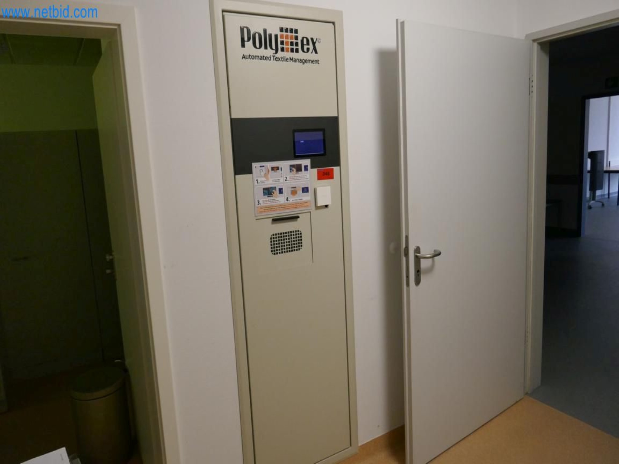 Medyczny sprzęt techniczny, wyposażenie sal operacyjnych, sterylne tace oraz sprzęt i meble szpitalne-1