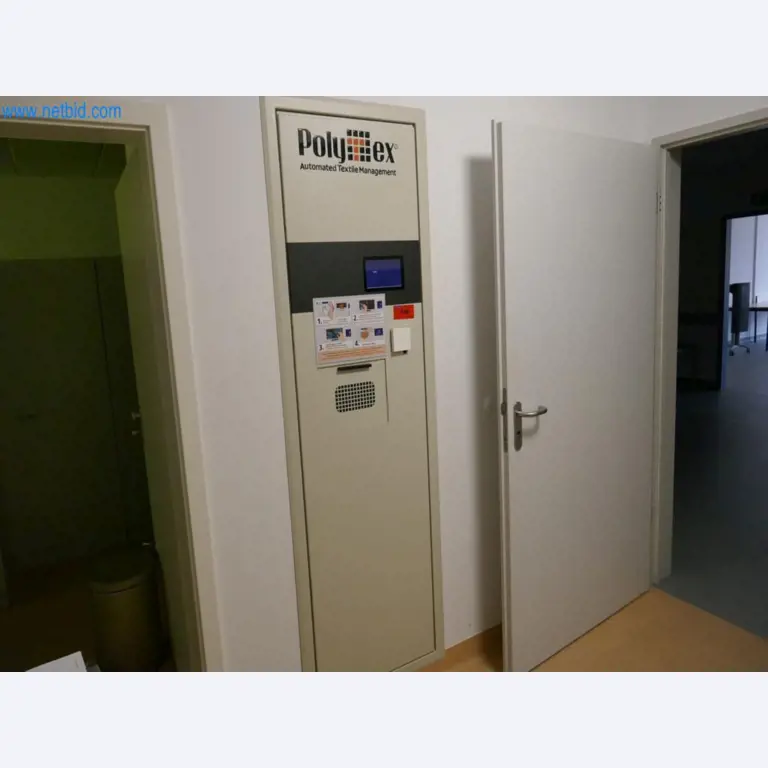 Medyczny sprzęt techniczny, wyposażenie sal operacyjnych, sterylne tace oraz sprzęt i meble szpitalne-1