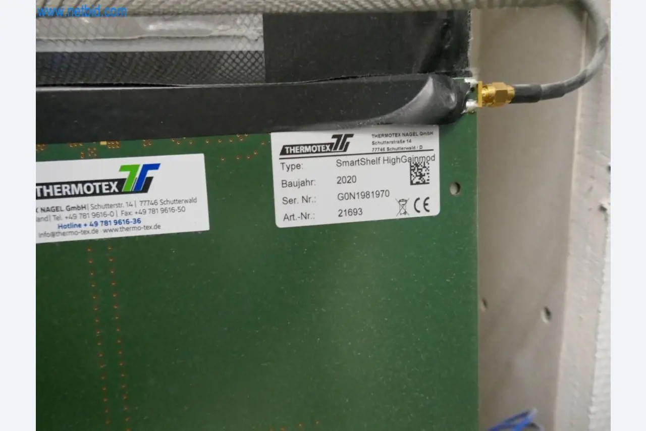 Medyczny sprzęt techniczny, wyposażenie sal operacyjnych, sterylne tace oraz sprzęt i meble szpitalne-8