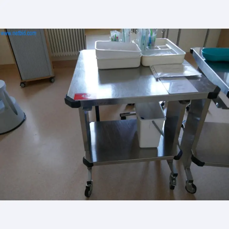 Medyczny sprzęt techniczny, wyposażenie sal operacyjnych, sterylne tace oraz sprzęt i meble szpitalne-1