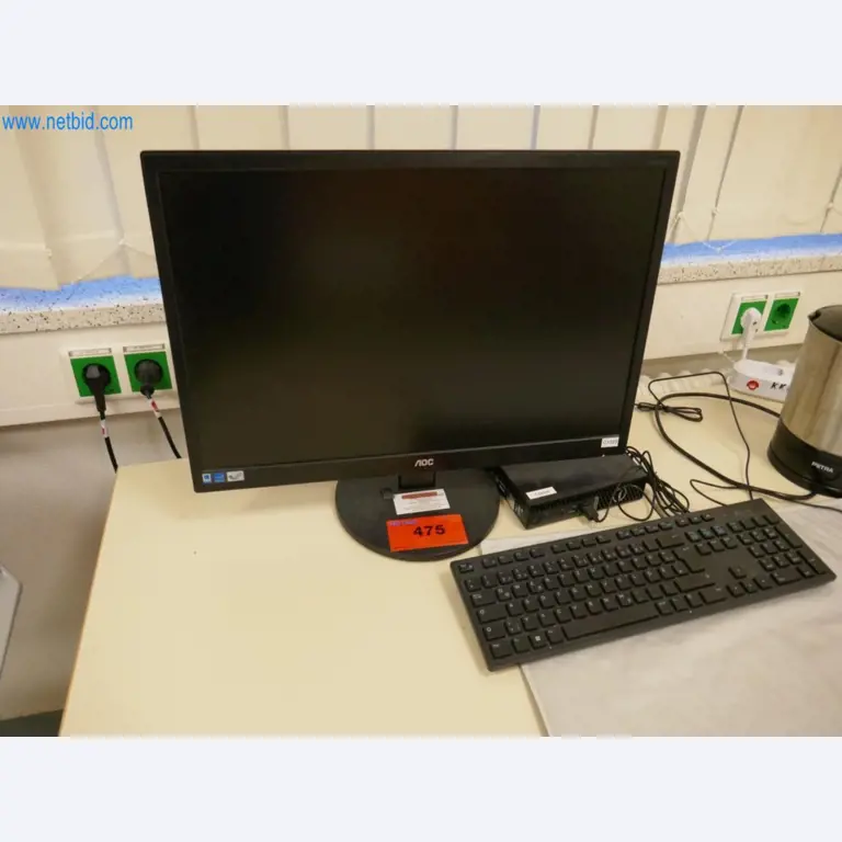 Medyczny sprzęt techniczny, wyposażenie sal operacyjnych, sterylne tace oraz sprzęt i meble szpitalne-1