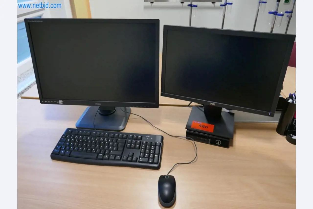 Medyczny sprzęt techniczny, wyposażenie sal operacyjnych, sterylne tace oraz sprzęt i meble szpitalne-1