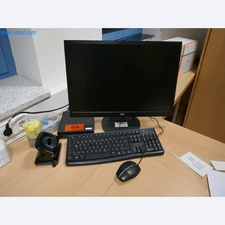 Medyczny sprzęt techniczny, wyposażenie sal operacyjnych, sterylne tace oraz sprzęt i meble szpitalne-1