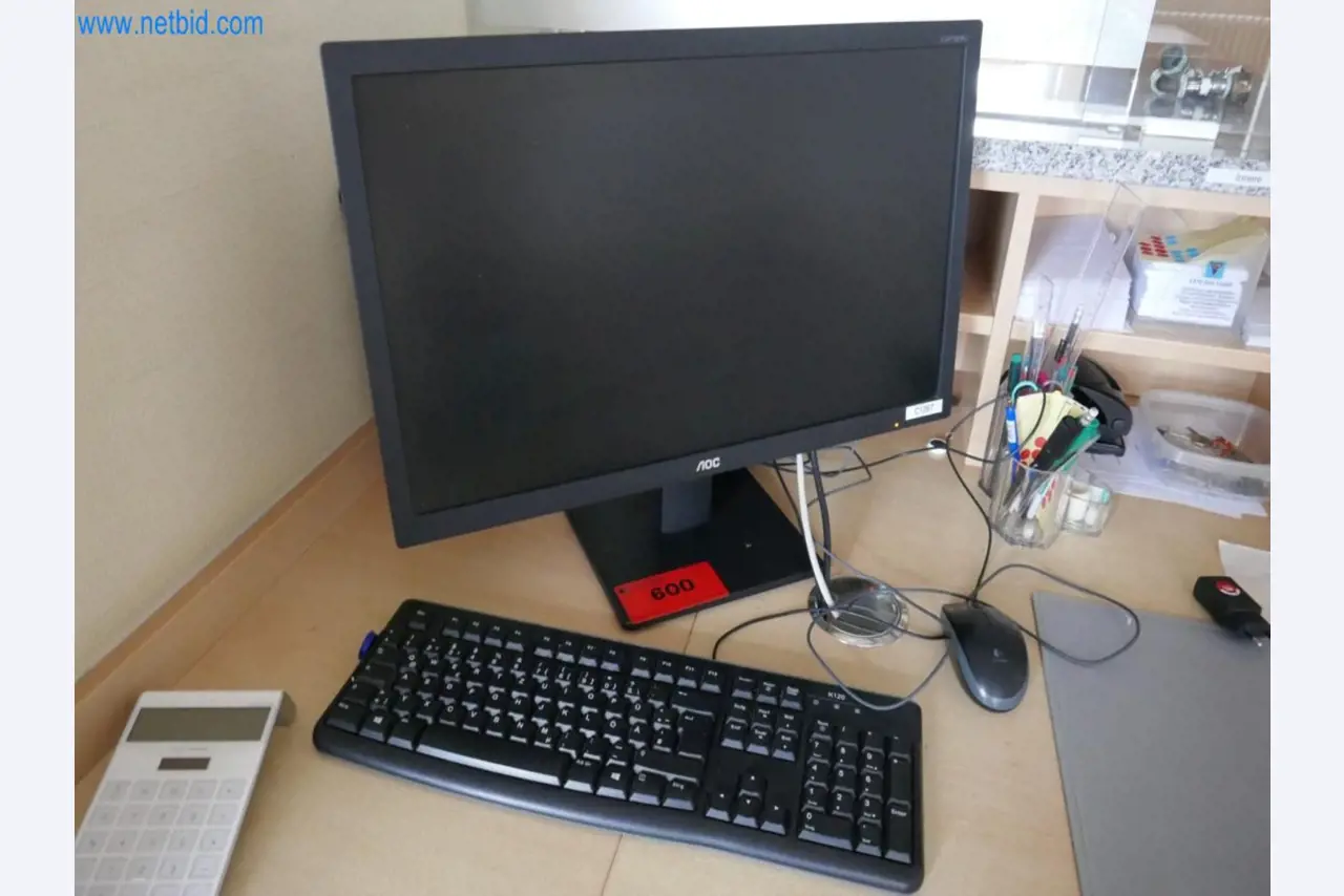 Medyczny sprzęt techniczny, wyposażenie sal operacyjnych, sterylne tace oraz sprzęt i meble szpitalne-1