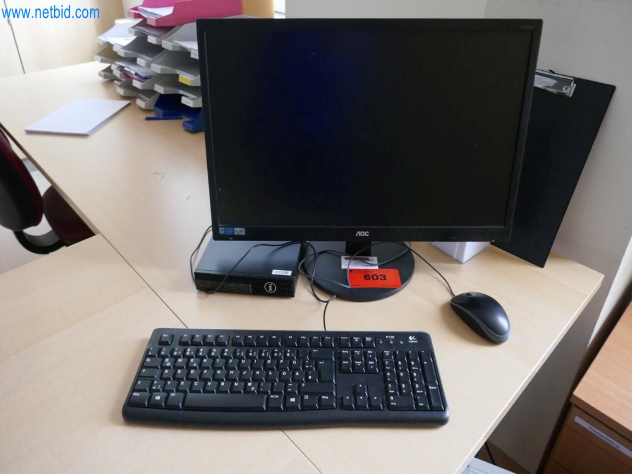 Medyczny sprzęt techniczny, wyposażenie sal operacyjnych, sterylne tace oraz sprzęt i meble szpitalne-1