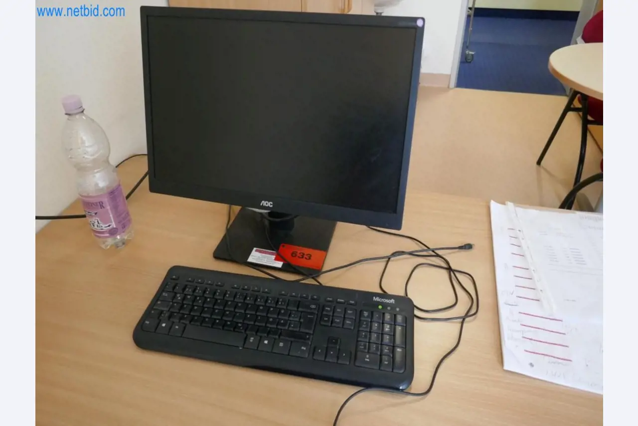 Medyczny sprzęt techniczny, wyposażenie sal operacyjnych, sterylne tace oraz sprzęt i meble szpitalne-1