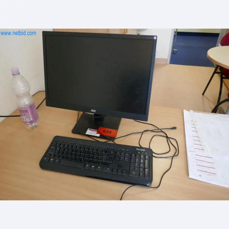 Medyczny sprzęt techniczny, wyposażenie sal operacyjnych, sterylne tace oraz sprzęt i meble szpitalne-1