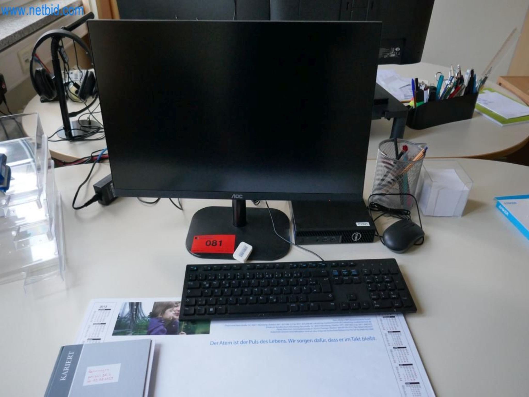 Medyczny sprzęt techniczny, wyposażenie sal operacyjnych, sterylne tace oraz sprzęt i meble szpitalne-1