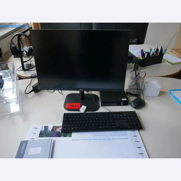 Medyczny sprzęt techniczny, wyposażenie sal operacyjnych, sterylne tace oraz sprzęt i meble szpitalne-1