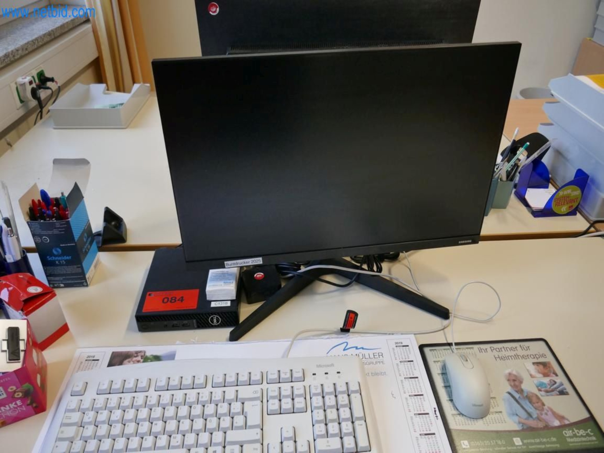 Medyczny sprzęt techniczny, wyposażenie sal operacyjnych, sterylne tace oraz sprzęt i meble szpitalne-1