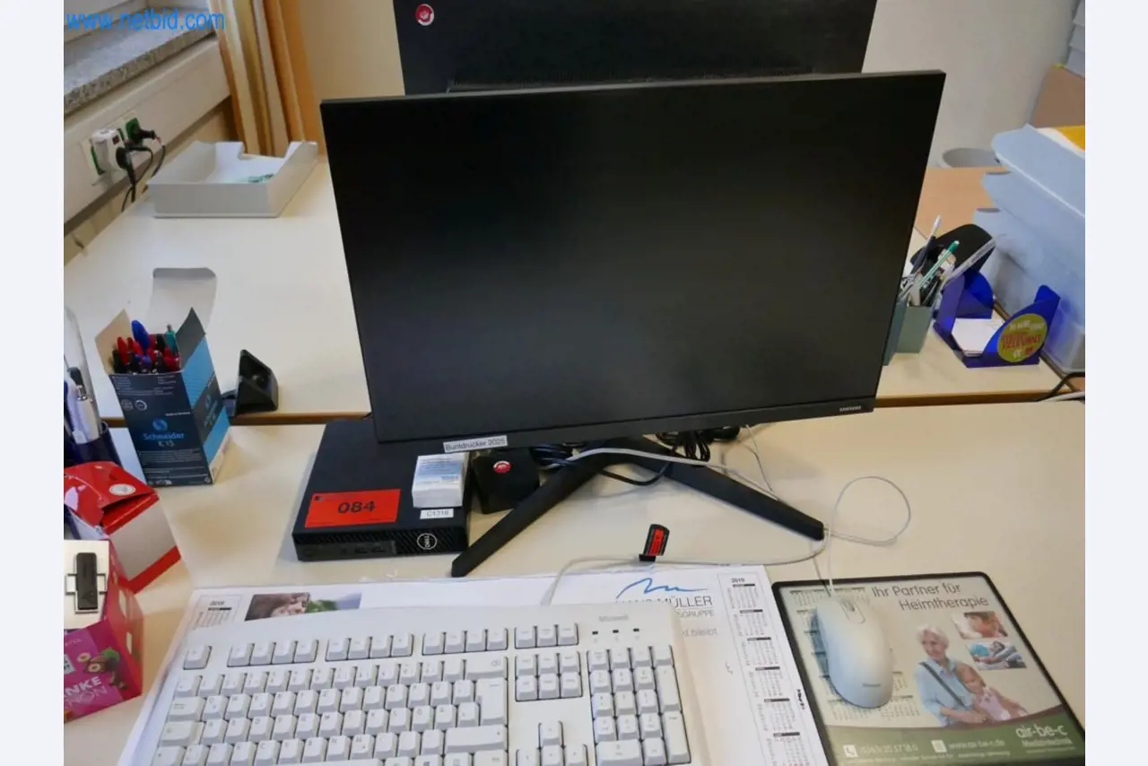 Medyczny sprzęt techniczny, wyposażenie sal operacyjnych, sterylne tace oraz sprzęt i meble szpitalne-1