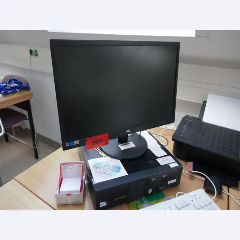 Medyczny sprzęt techniczny, wyposażenie sal operacyjnych, sterylne tace oraz sprzęt i meble szpitalne-1