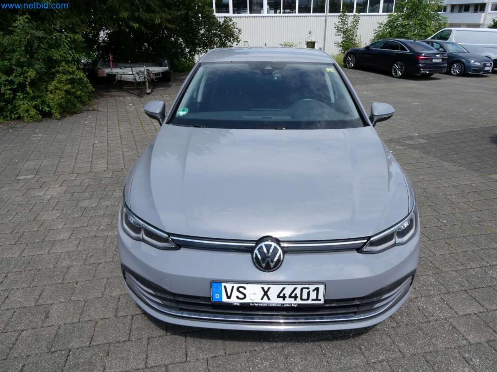 Moderní obytné vozy, dodávky a osobní automobily-2