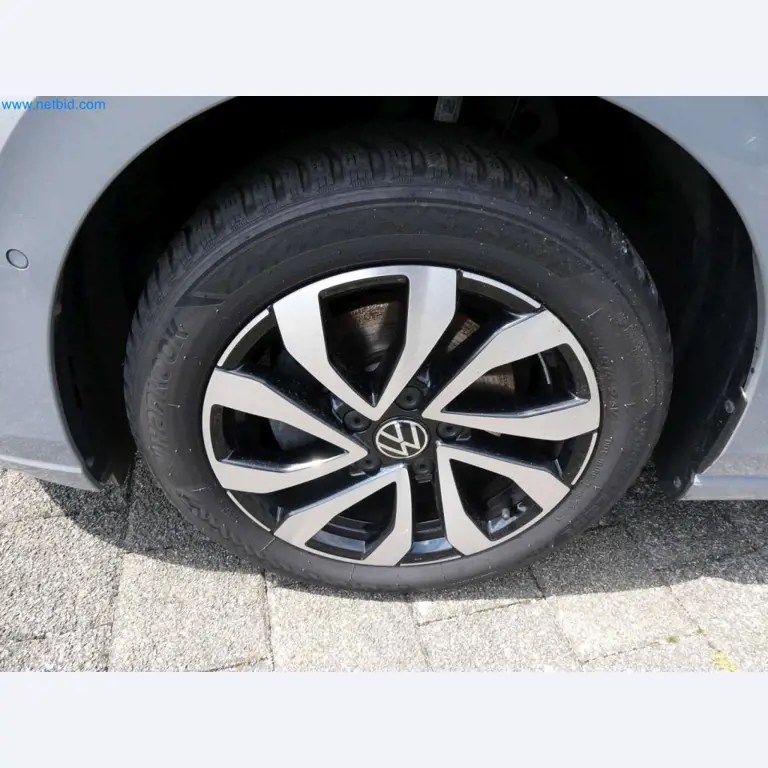 Modern campervans, vans and cars-4