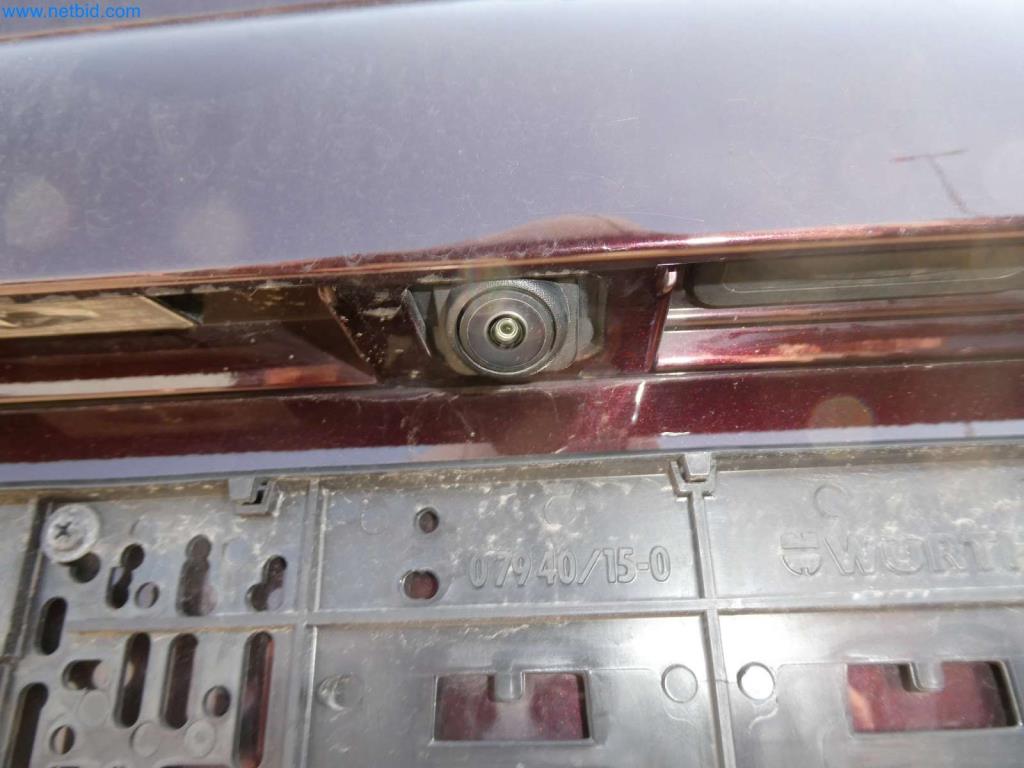 Sodobni avtodomi, kombiji in avtomobili-17