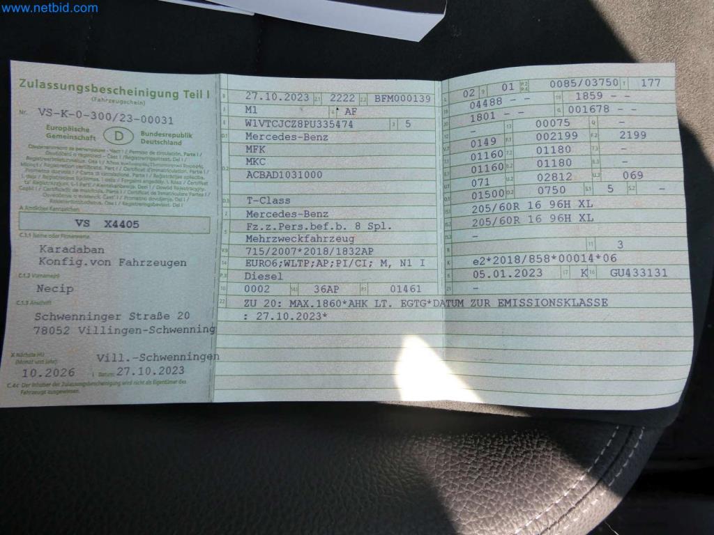 Sodobni avtodomi, kombiji in avtomobili-4