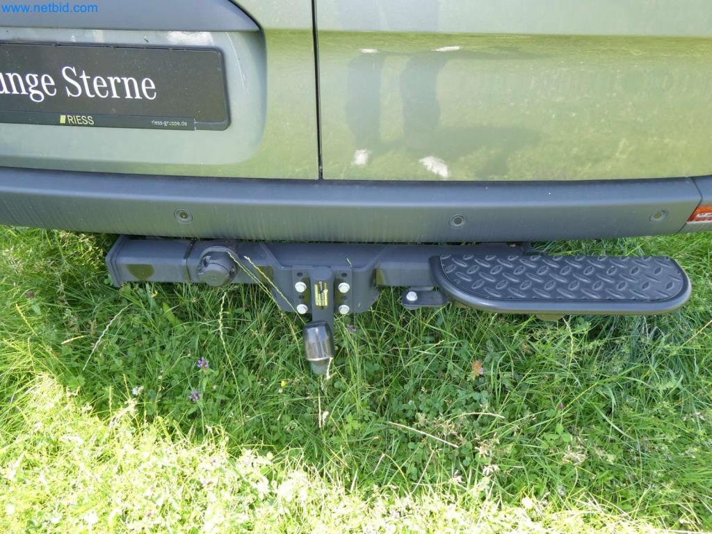 Moderne Campervans, Transporter und PKW-44