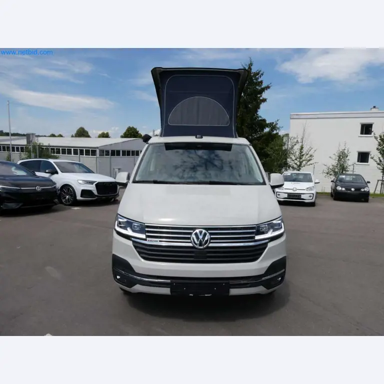 Moderne Campervans, Transporter und PKW-27