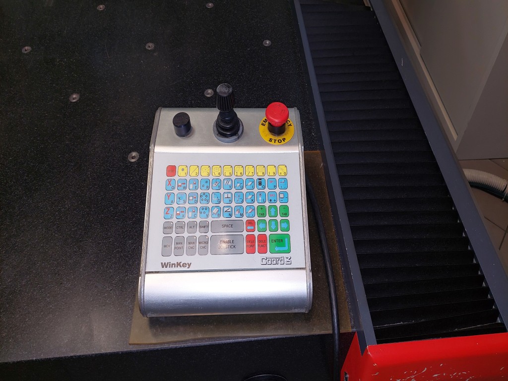 FCA Powertrain Polonia Metrología + Laboratorio-5