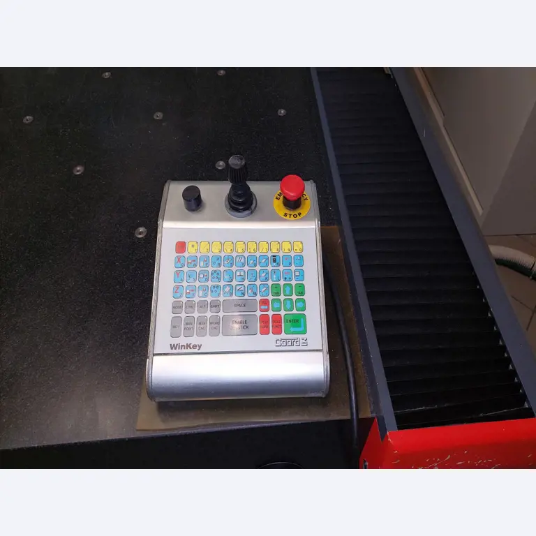 FCA Powertrain Polonia Metrología + Laboratorio-5