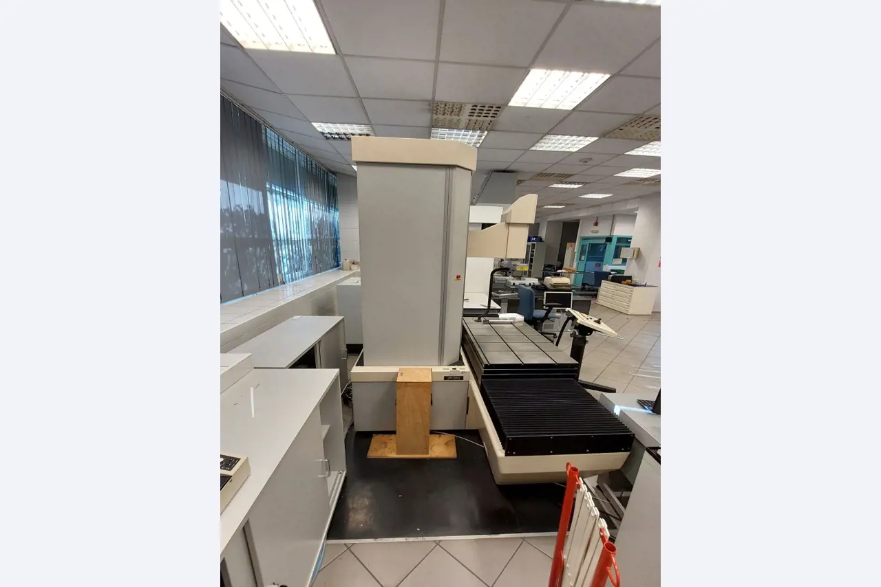 FCA Powertrain Polonia Metrología + Laboratorio-3