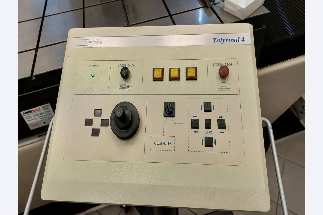 FCA Powertrain Polonia Metrología + Laboratorio-5