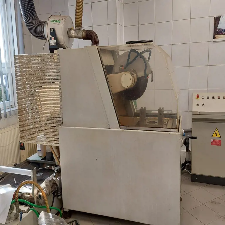 Maszyna do cięcia próbek Veggetti Impianti VGT500