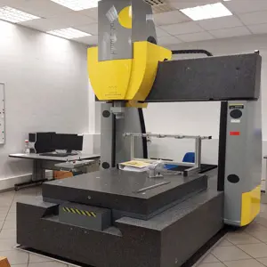 Souřadnicový měřicí stroj Leitz/Hexagon Metrology pmm-c 700 (12.10.7/B3)