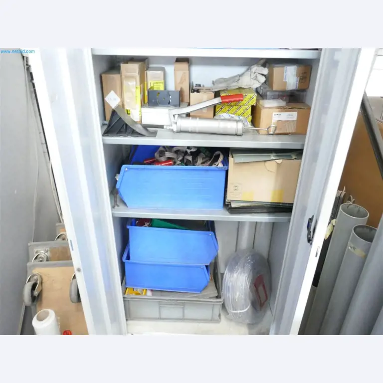 Maschinen, Warenvorräte, Lagertechnik u. Designmöbel eines Möbelherstellers-4