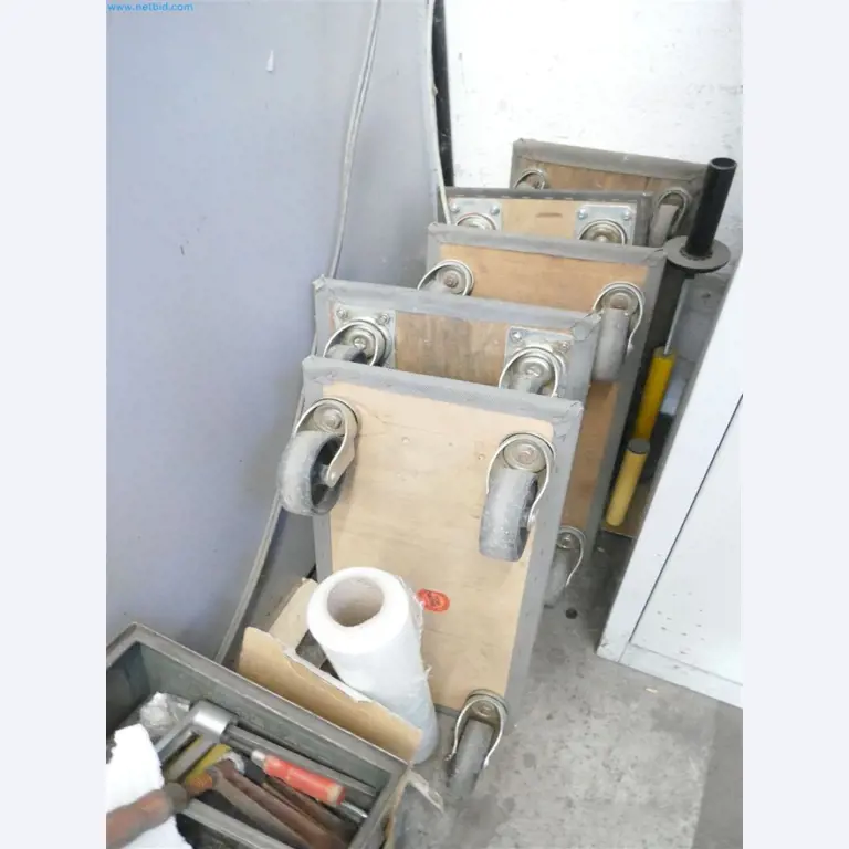 Maschinen, Warenvorräte, Lagertechnik u. Designmöbel eines Möbelherstellers-6