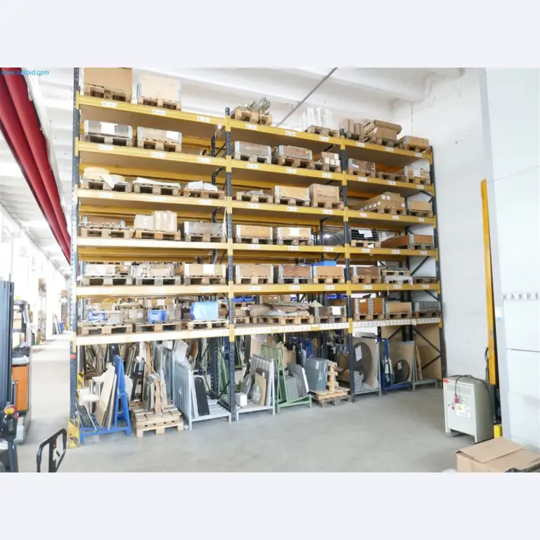 Maschinen, Warenvorräte, Lagertechnik u. Designmöbel eines Möbelherstellers-1