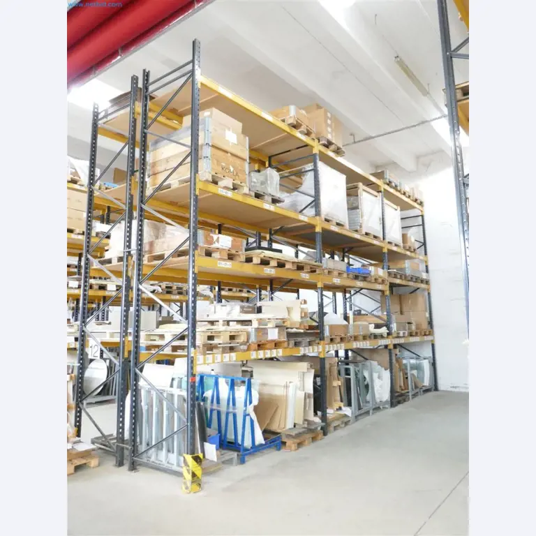 Maschinen, Warenvorräte, Lagertechnik u. Designmöbel eines Möbelherstellers-1