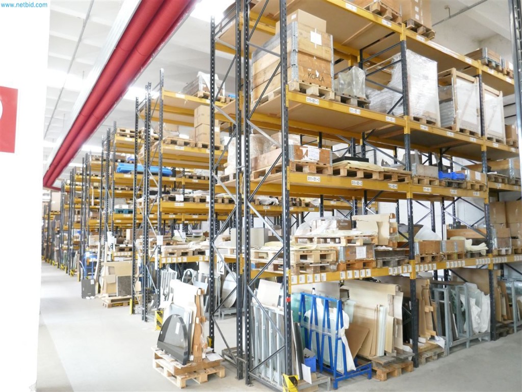 Maschinen, Warenvorräte, Lagertechnik u. Designmöbel eines Möbelherstellers-3