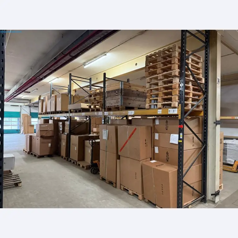 Machines, inventarissen, opbergtechniek en designmeubels van een meubelfabrikant-2