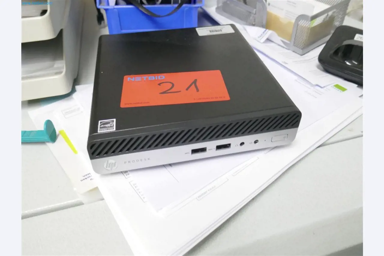 Machines, inventarissen, opbergtechniek en designmeubels van een meubelfabrikant-3