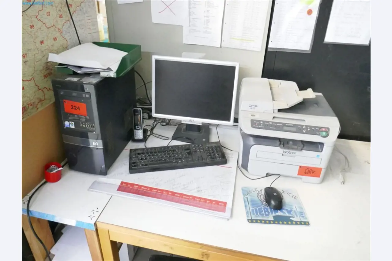 Maschinen, Warenvorräte, Lagertechnik u. Designmöbel eines Möbelherstellers-1