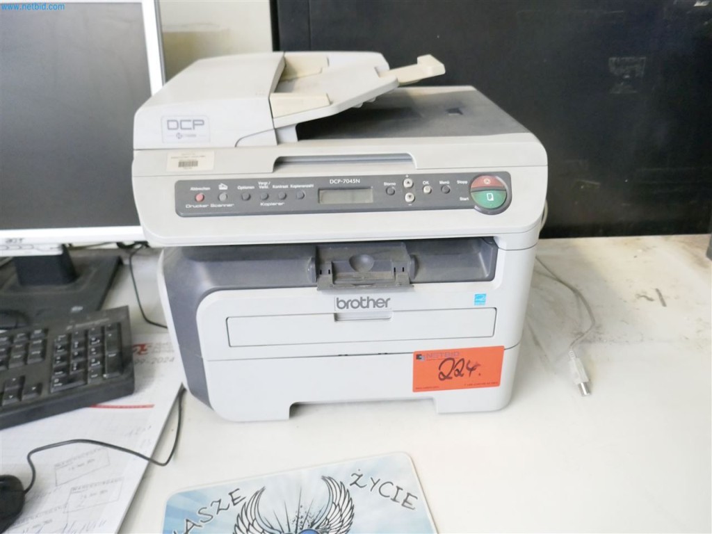 Maschinen, Warenvorräte, Lagertechnik u. Designmöbel eines Möbelherstellers-3